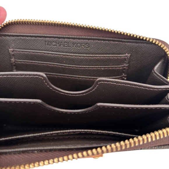 Michael Kors Wallet Wristlet - Picture 7 of 7